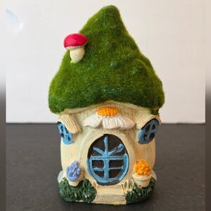 Concrete Fairy House Miniature with Mossy Flocked Roof 4" Home Garden Kitchen